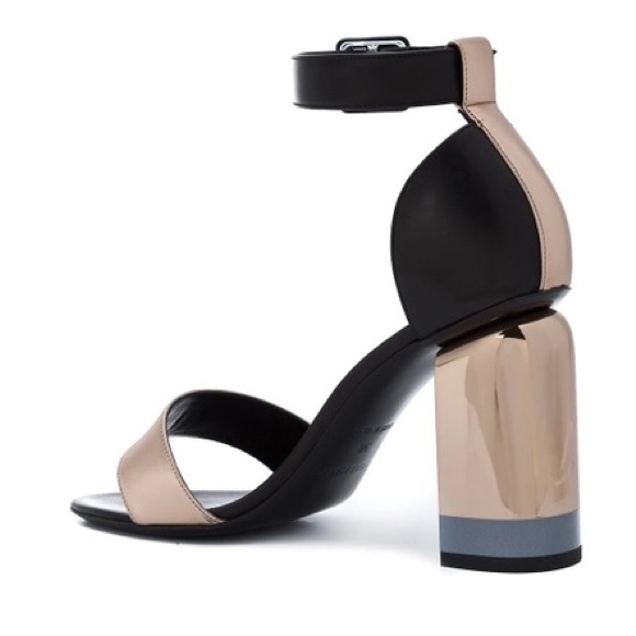 BNWT Pierre Hardy - Iconic Sweet Memphis Sandal 35.5 - Picture 3 of 11